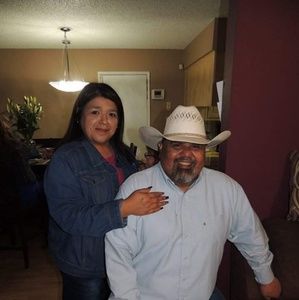 Meet your Posher, Claudia